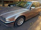 BMW 740 1995 года за 3 300 000 тг. в Талдыкорган – фото 4