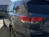 Toyota Highlander 2016 года за 12 000 000 тг. в Актобе – фото 4