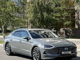 Hyundai Sonata 2022 года за 12 200 000 тг. в Астана