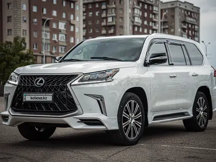 Lexus LX 570 2018 года за 39 800 000 тг. в Алматы – фото 2