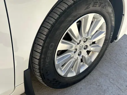 Toyota Sienna 2015 года за 9 900 000 тг. в Актау – фото 4