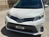 Toyota Sienna 2015 годаүшін9 900 000 тг. в Актау