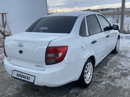 ВАЗ (Lada) Granta 2190 2013 года за 2 500 000 тг. в Актобе – фото 4