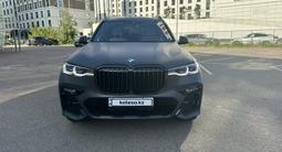 BMW X7 2022 года за 59 000 000 тг. в Астана