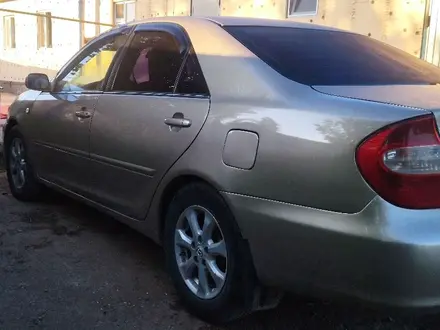 Toyota Camry 2001 года за 4 300 000 тг. в Актобе – фото 3