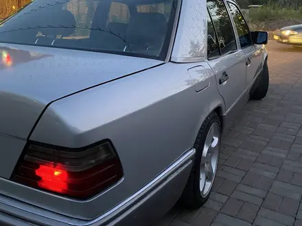 Mercedes-Benz E 280 1994 года за 2 200 000 тг. в Алматы – фото 10