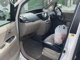 Toyota Noah 2006 годаfor3 800 000 тг. в Усть-Каменогорск – фото 5