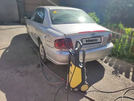 Hyundai Sonata 2003 года за 1 400 000 тг. в Алматы – фото 3