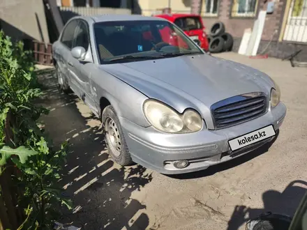 Hyundai Sonata 2003 года за 1 400 000 тг. в Алматы – фото 5