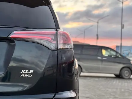 Toyota RAV4 2018 года за 11 600 000 тг. в Актау – фото 7