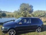 Volkswagen Golf 1994 года за 1 600 000 тг. в Астана – фото 2