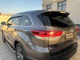 Toyota Highlander 2018 года за 12 500 000 тг. в Жанаозен – фото 4
