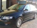 Volkswagen Passat 2006 годаfor4 000 000 тг. в Алматы – фото 24