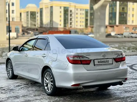 Toyota Camry 2015 года за 9 700 000 тг. в Астана – фото 10