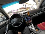 Toyota Avensis 2004 года за 4 500 000 тг. в Алматы – фото 4