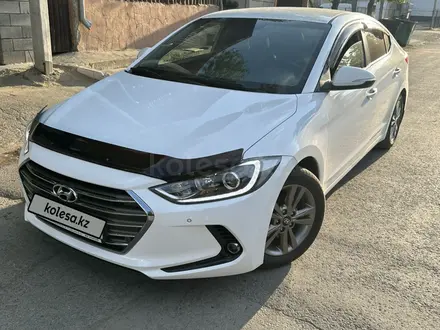 Hyundai Elantra 2018 года за 8 400 000 тг. в Костанай – фото 2