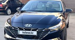 Hyundai Elantra 2022 годаfor11 500 000 тг. в Алматы – фото 4