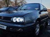 Volkswagen Golf 1994 годаүшін1 600 000 тг. в Караганда – фото 4