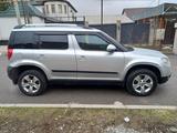 Skoda Yeti 2011 года за 4 500 000 тг. в Шымкент – фото 2