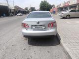 Volkswagen Jetta 2007 года за 2 600 000 тг. в Шымкент – фото 3