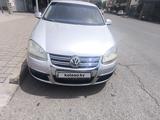 Volkswagen Jetta 2007 года за 2 600 000 тг. в Шымкент – фото 5