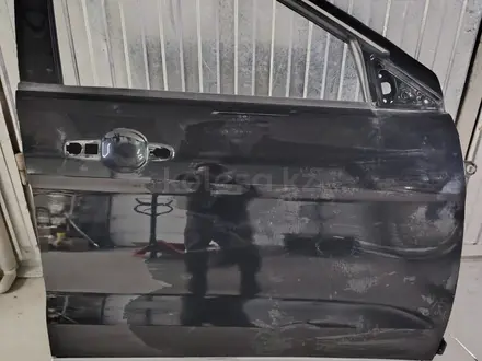 Передний дверь за 180 000 тг. в Алматы