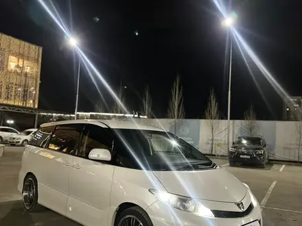 Toyota Estima 2013 года за 6 100 000 тг. в Актобе – фото 4