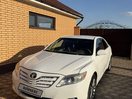 Toyota Camry 2011 года за 5 700 000 тг. в Актобе
