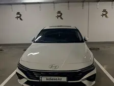 Hyundai Elantra, 2024