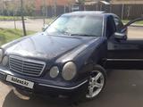 Mercedes-Benz E 230 1996 года за 1 500 000 тг. в Астана – фото 2