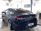 Hyundai Sonata 2018 года за 5 300 000 тг. в Атырау – фото 3