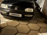 Volkswagen Golf 1996 года за 1 000 000 тг. в Сарыкемер – фото 3