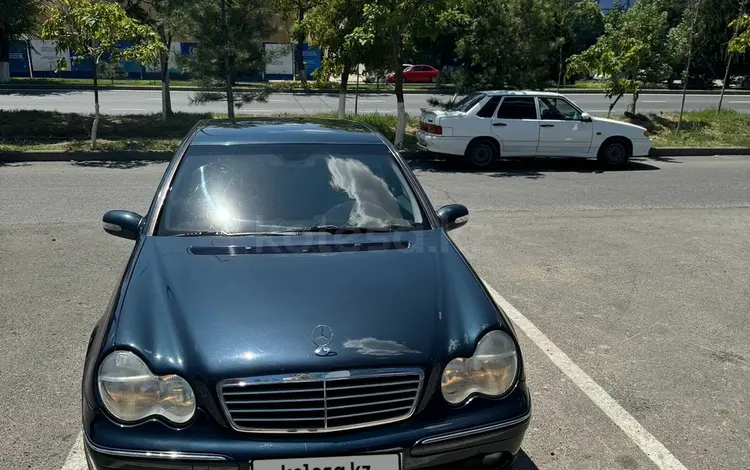 Mercedes-Benz C 200 2002 года за 4 200 000 тг. в Шымкент