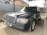 Mercedes-Benz E 260 1991 годаүшін1 350 000 тг. в Алматы – фото 4