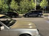Mercedes-Benz E 230 1988 годаүшін650 000 тг. в Алматы – фото 3