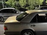 Mercedes-Benz E 230 1988 годаүшін650 000 тг. в Алматы – фото 4