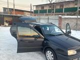 Volkswagen Golf 1993 годаfor800 000 тг. в Алматы – фото 3