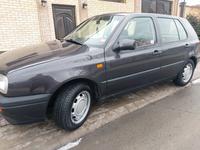 Volkswagen Golf 1993 годаfor2 100 000 тг. в Тараз