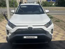 Toyota RAV4, 2021