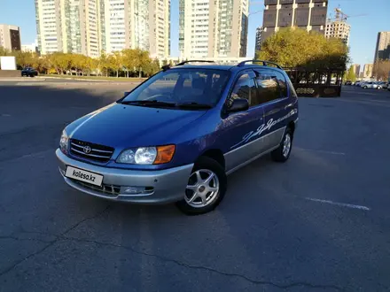 Toyota Ipsum 1997 года за 4 350 000 тг. в Астана