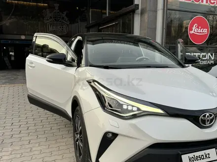 Toyota C-HR 2022 года за 16 500 000 тг. в Алматы – фото 3