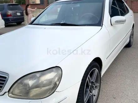 Mercedes-Benz S 320 1999 года за 3 500 000 тг. в Жанакорган – фото 6