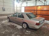 Mercedes-Benz E 230 1989 года за 700 000 тг. в Актобе