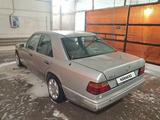 Mercedes-Benz E 230 1989 года за 700 000 тг. в Актобе – фото 3