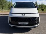 Hyundai Staria 2025 года за 26 500 000 тг. в Астана