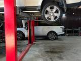 Ступица в сборе с подшипником на RANGE ROVER SPORT/Discovery 3, 4 за 15 000 тг. в Алматы – фото 3