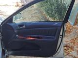 Toyota Camry 2005 года за 6 900 000 тг. в Айтеке би – фото 4