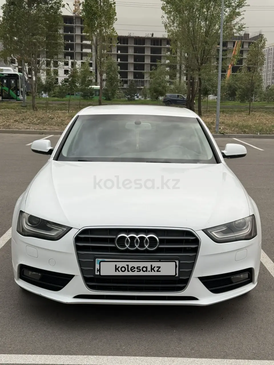 Audi A4, 2012