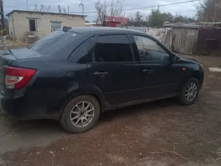 ВАЗ (Lada) Granta 2190 2013 года за 1 850 000 тг. в Уральск – фото 2