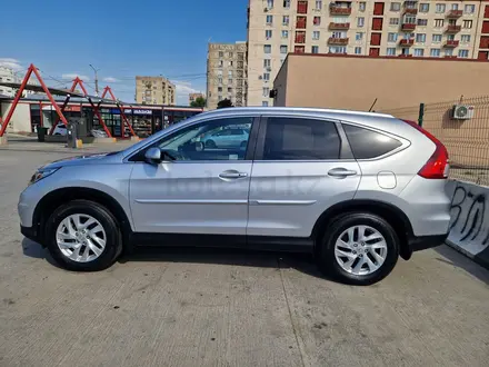 Honda CR-V 2015 года за 12 950 000 тг. в Алматы – фото 2